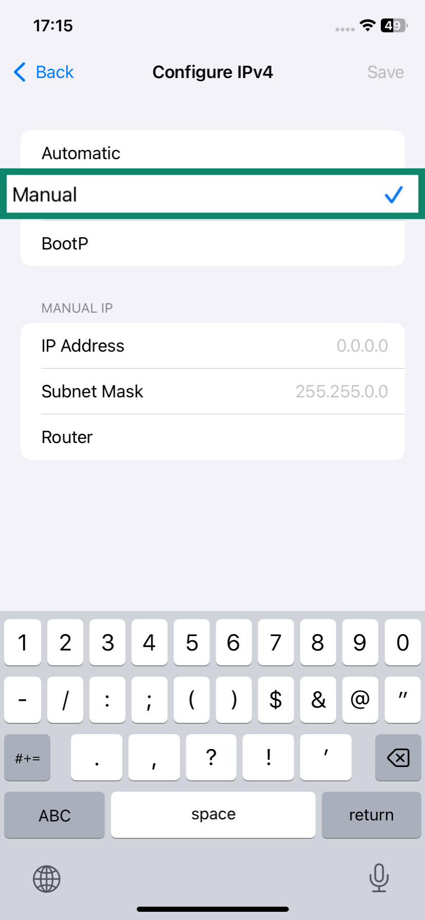 iOS Configure IPv4 menu with the option to manually select IP address highlighted